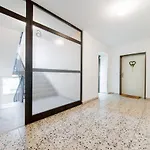 6757 Private Room Laatzen